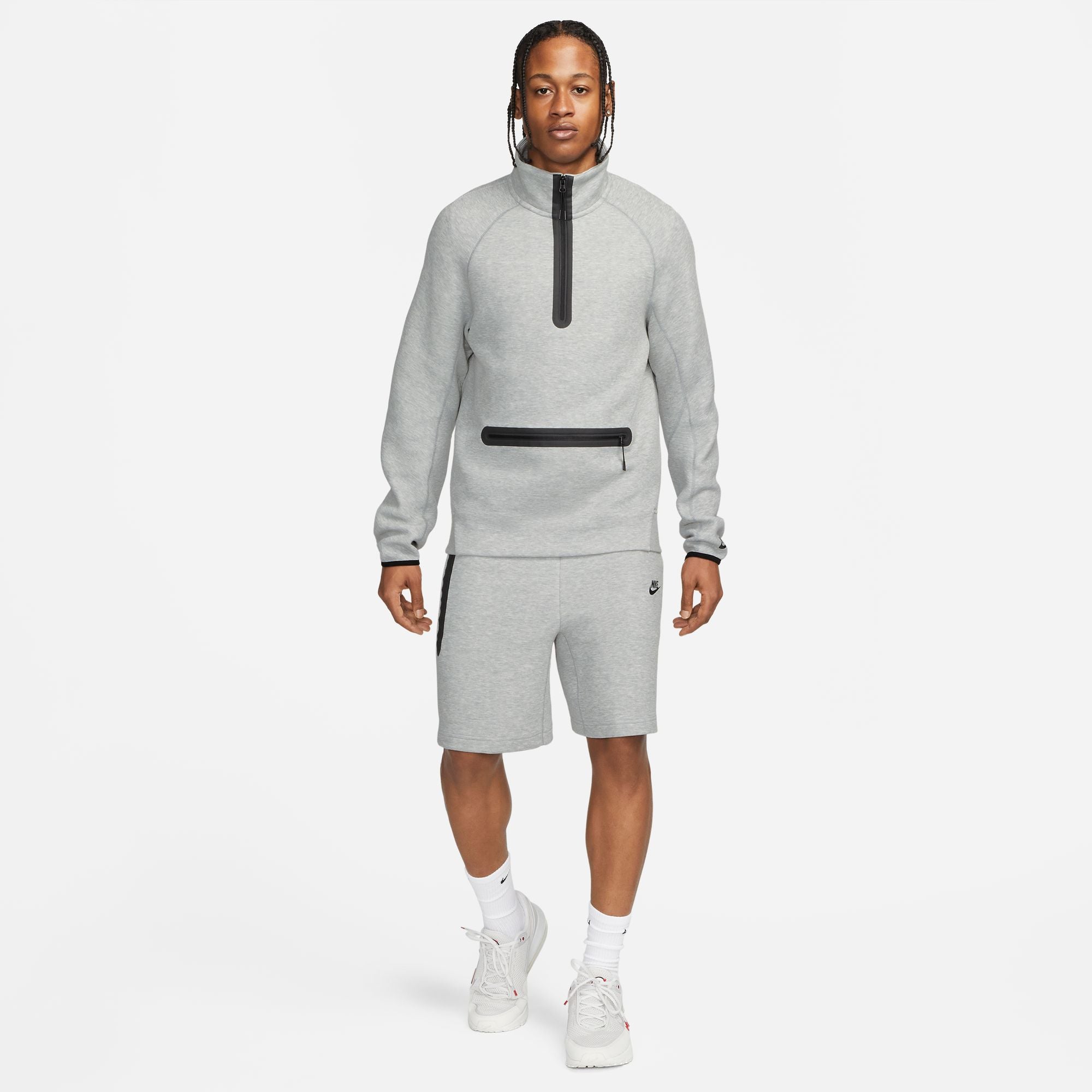 NIKE-NSW TECH FLEECE SHORTS