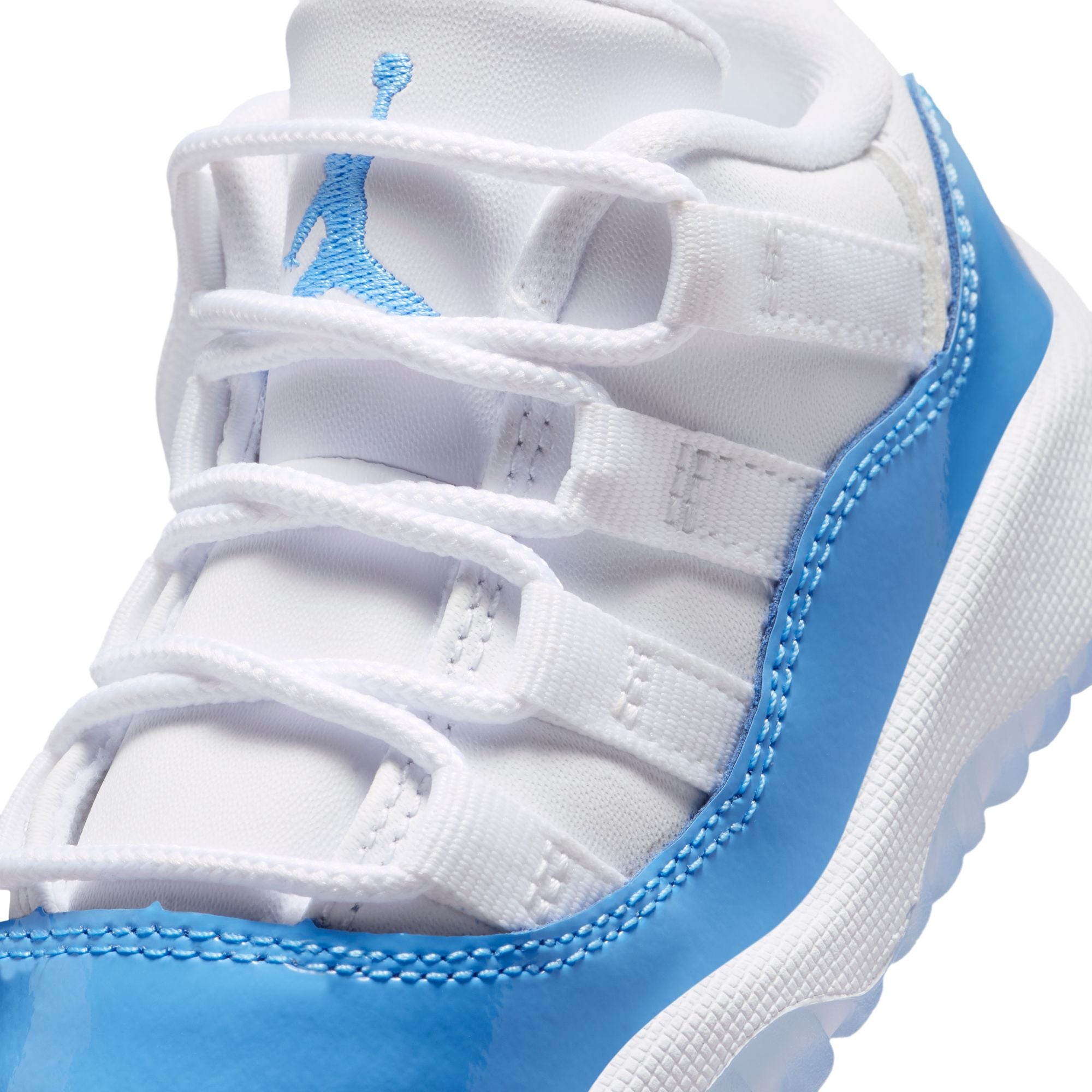 Jordan 11 Retro Low University Blue TD