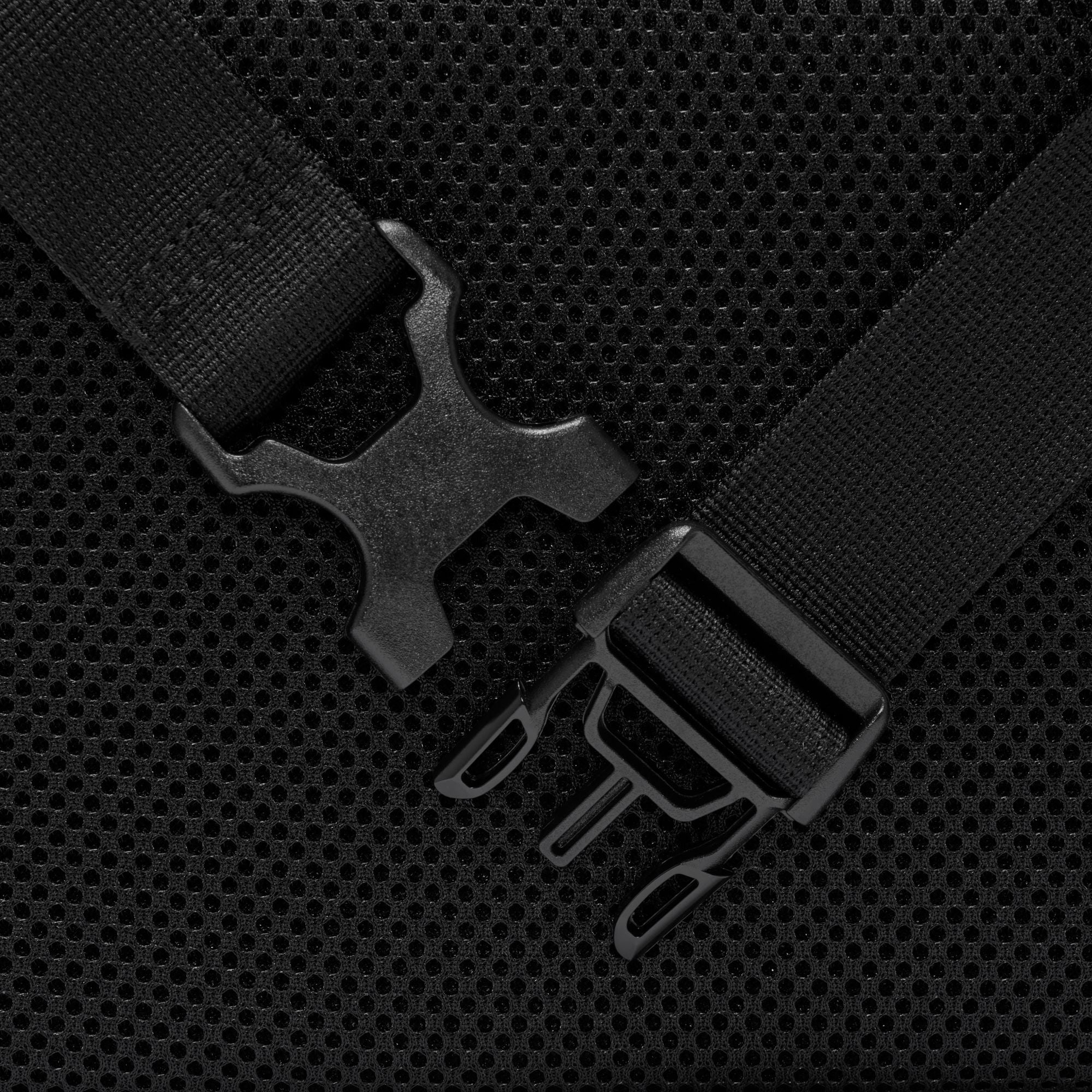 Hayward Patrol Crossbody Bag 4L