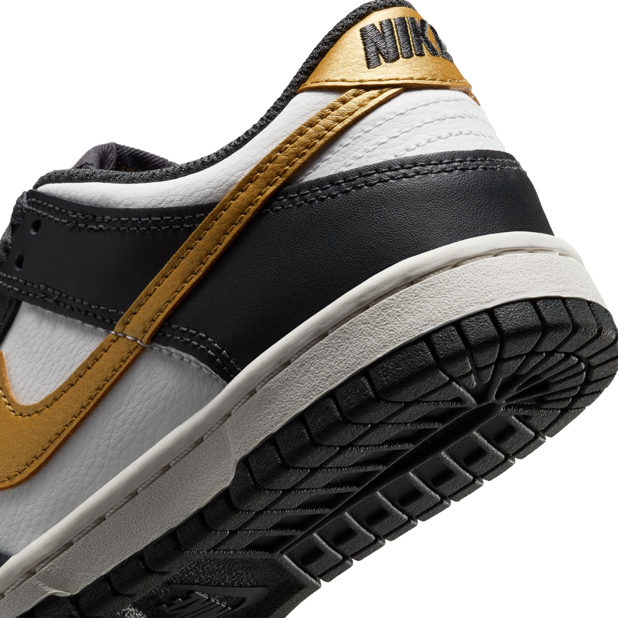 Dunk Low GS