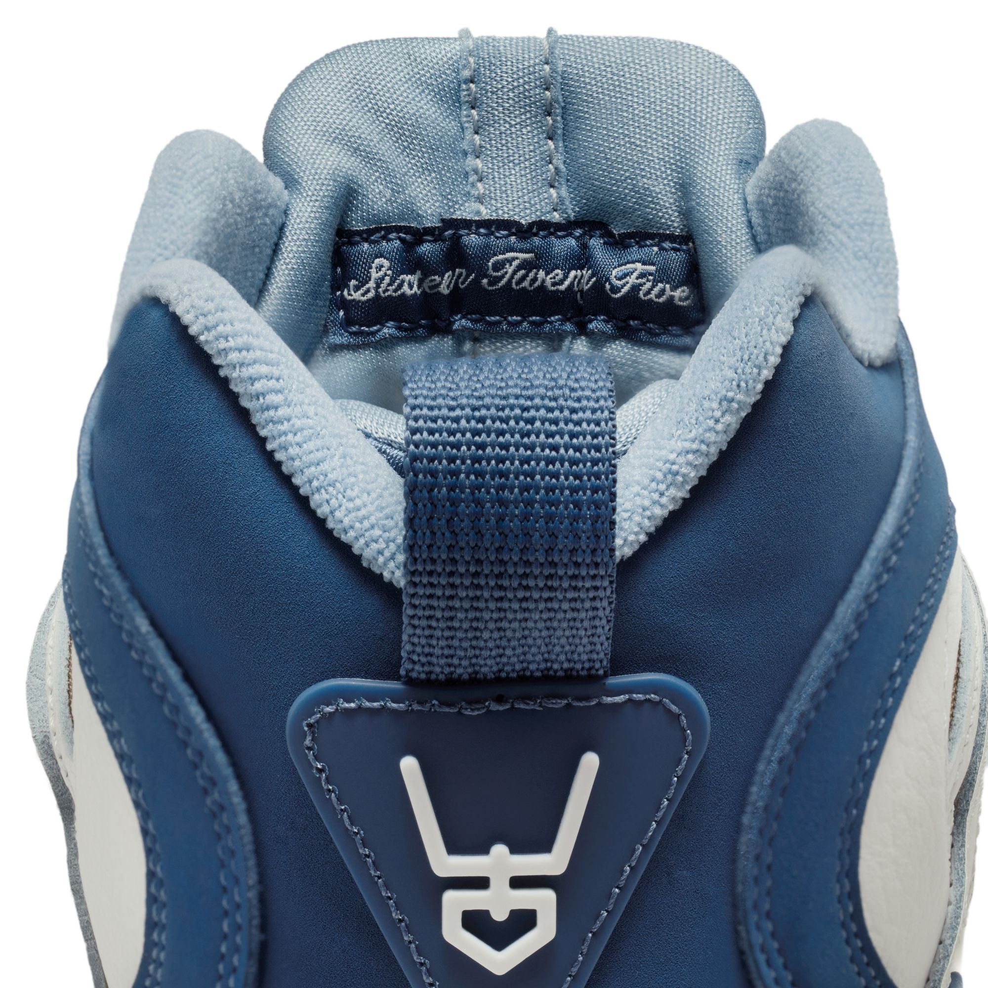 Air Diamond Turf 2 Royals