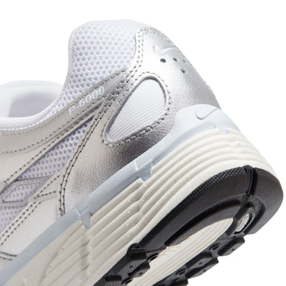 P-6000 White Blue Tint Sail Metallic Silver