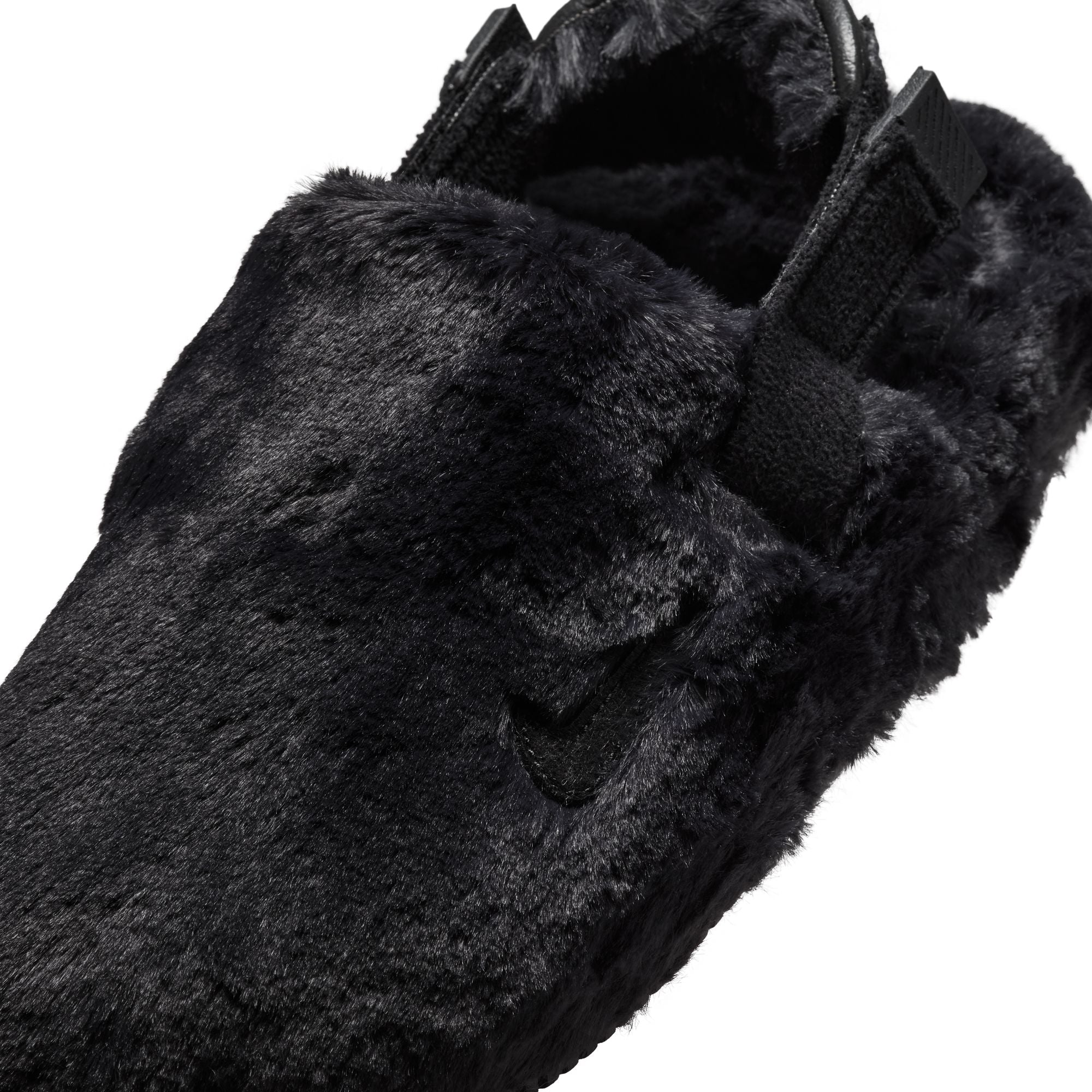 Calm Mule Black Fur