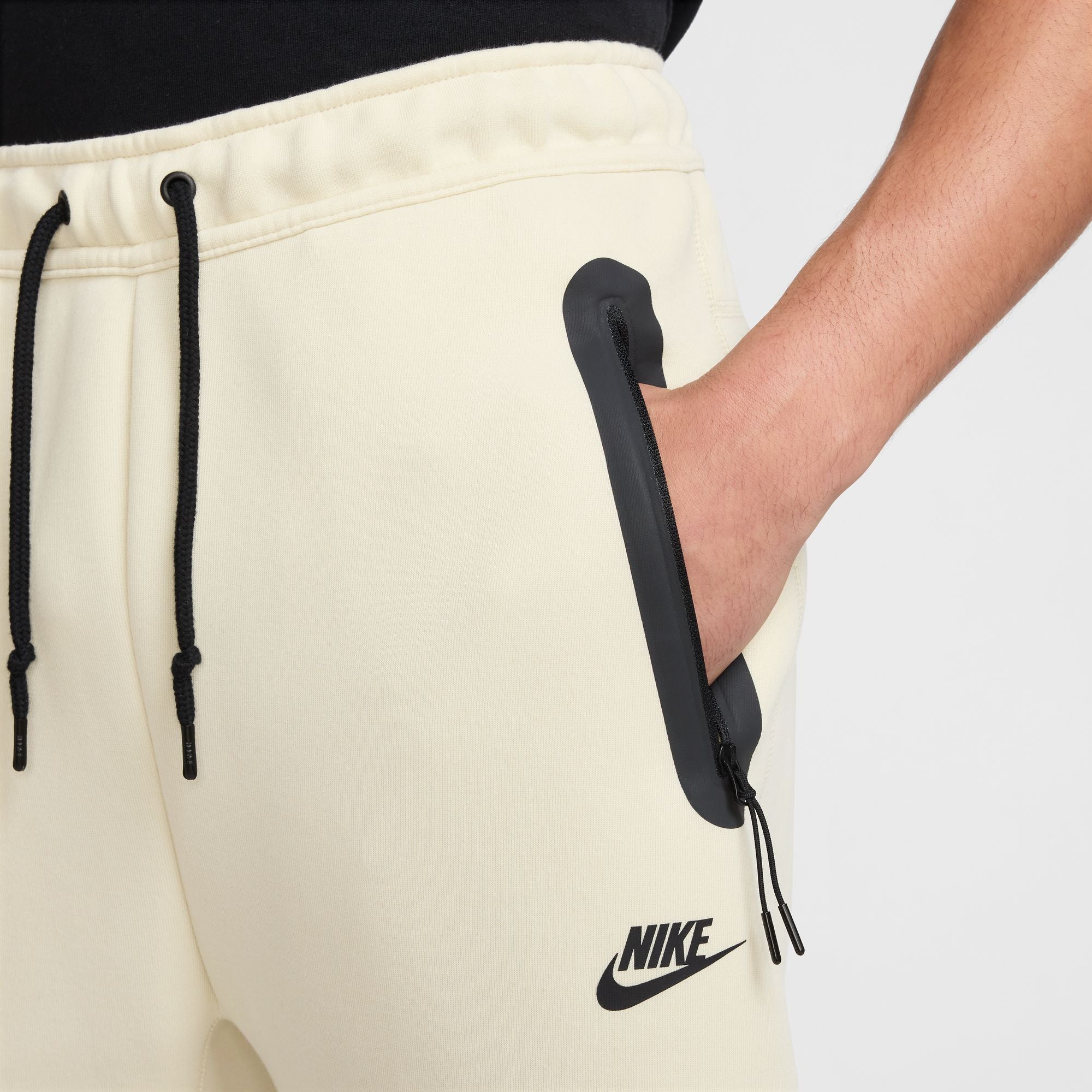 Tech Fleece Open-Hem Trousers