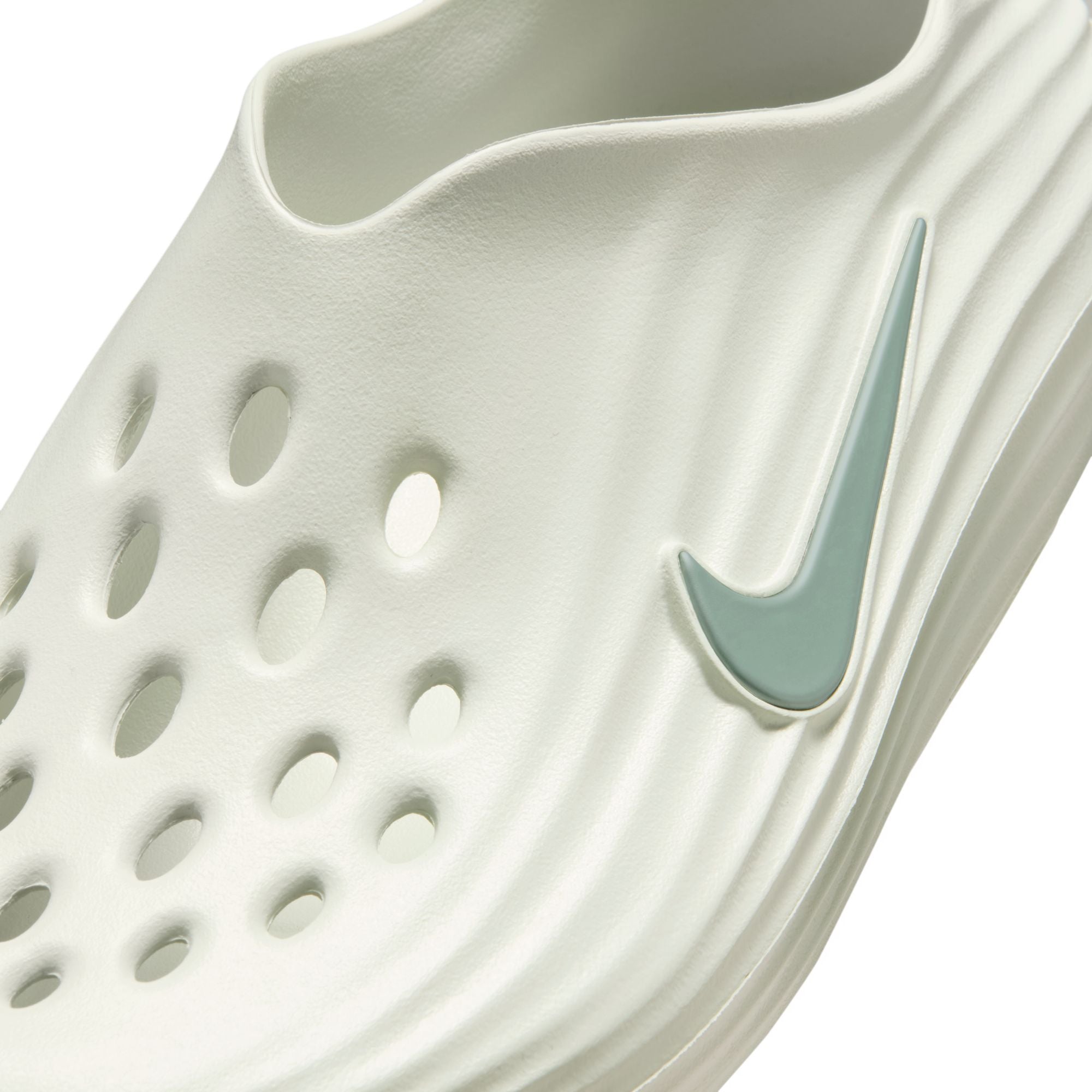 ReactX Rejuven8 Spruce Aura Light Silver