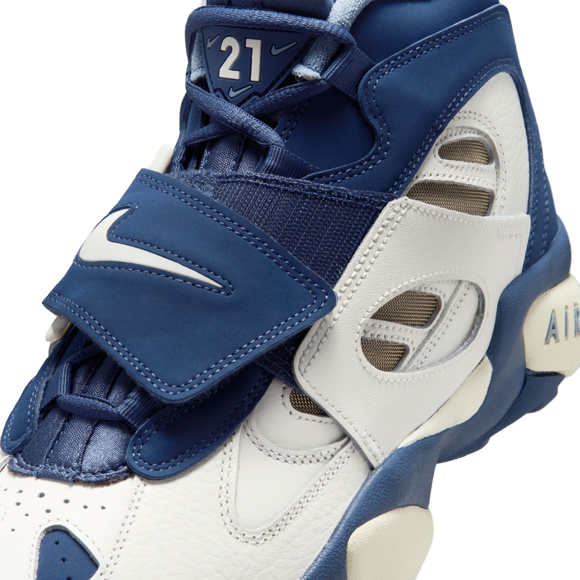 Air Diamond Turf 2 Royals