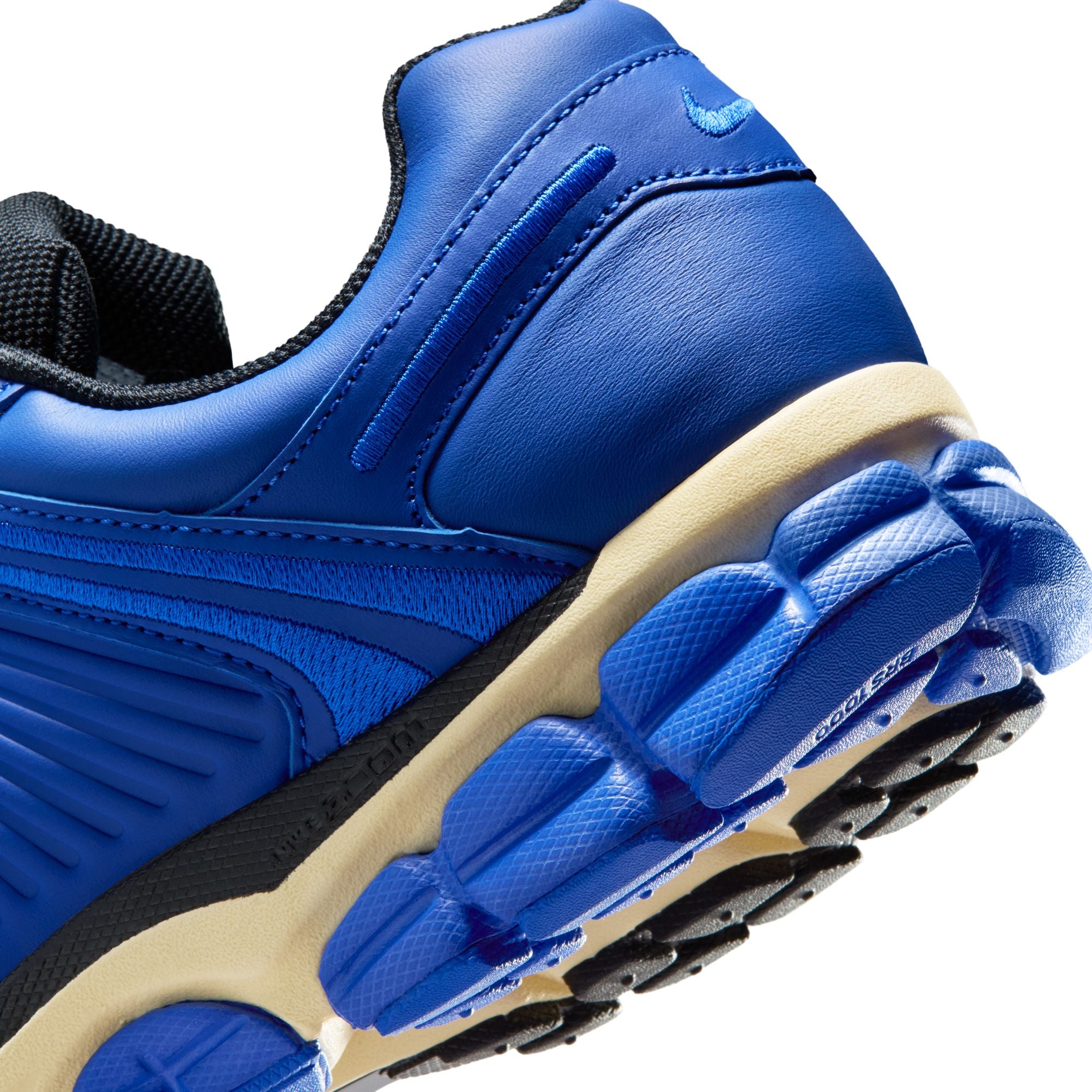 Zoom Vomero 5 Hyper Royal
