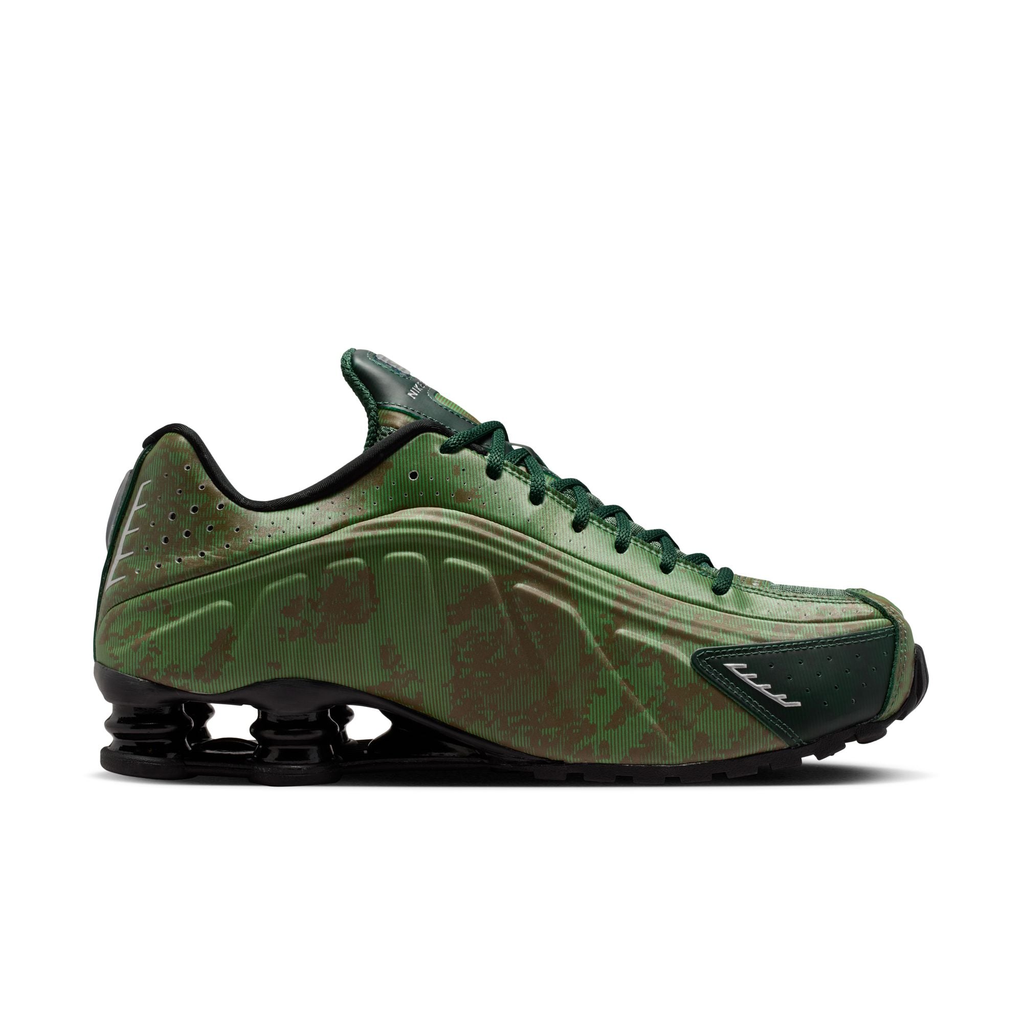 Shox R4 Noble Green and Team Kelly