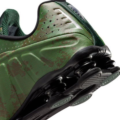 Shox R4 Noble Green and Team Kelly