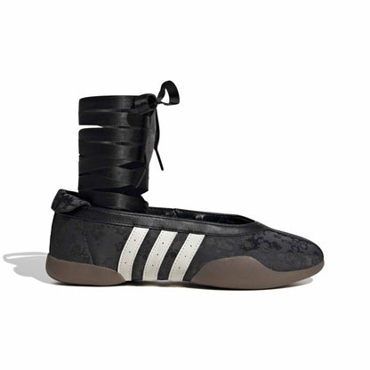 Taekwondo Mei Ballet Liberty London Black Floral Gum