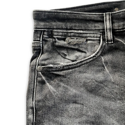 Brooklyn Distressed Embroidered Jean