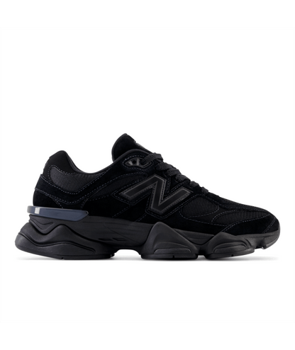 9060 Black Castlerock