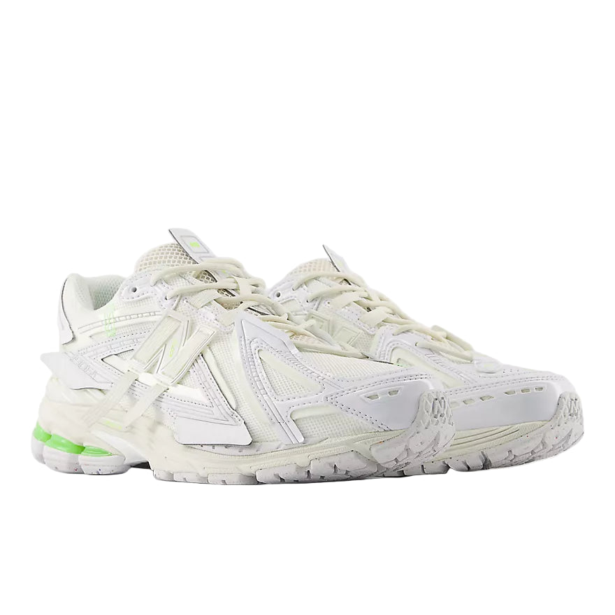 1906A White Green